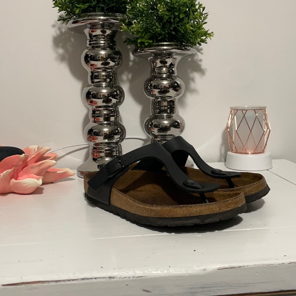 AUTHENTIC Gizeh Birkenstock Black Oiled Leather